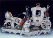 : Impozantna porcelanska kompozicija kočija
