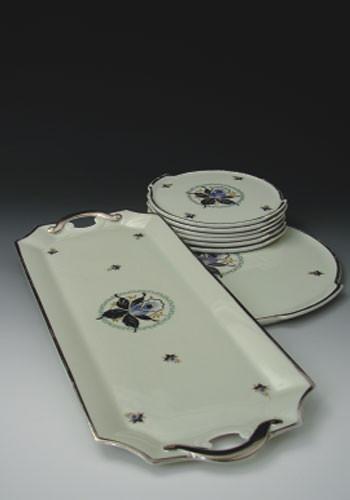 : Porcelanski komplet