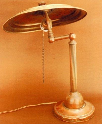 : Art Deco lampa