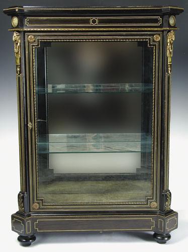 : Vitrina iz epohe Napoleon III