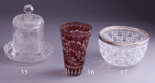 : Kristalna vaza bordo boje